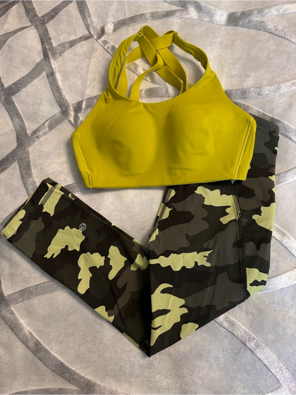 Lululemon Swift Speed Leggings + Energy Bra Set Size 2 / 32C